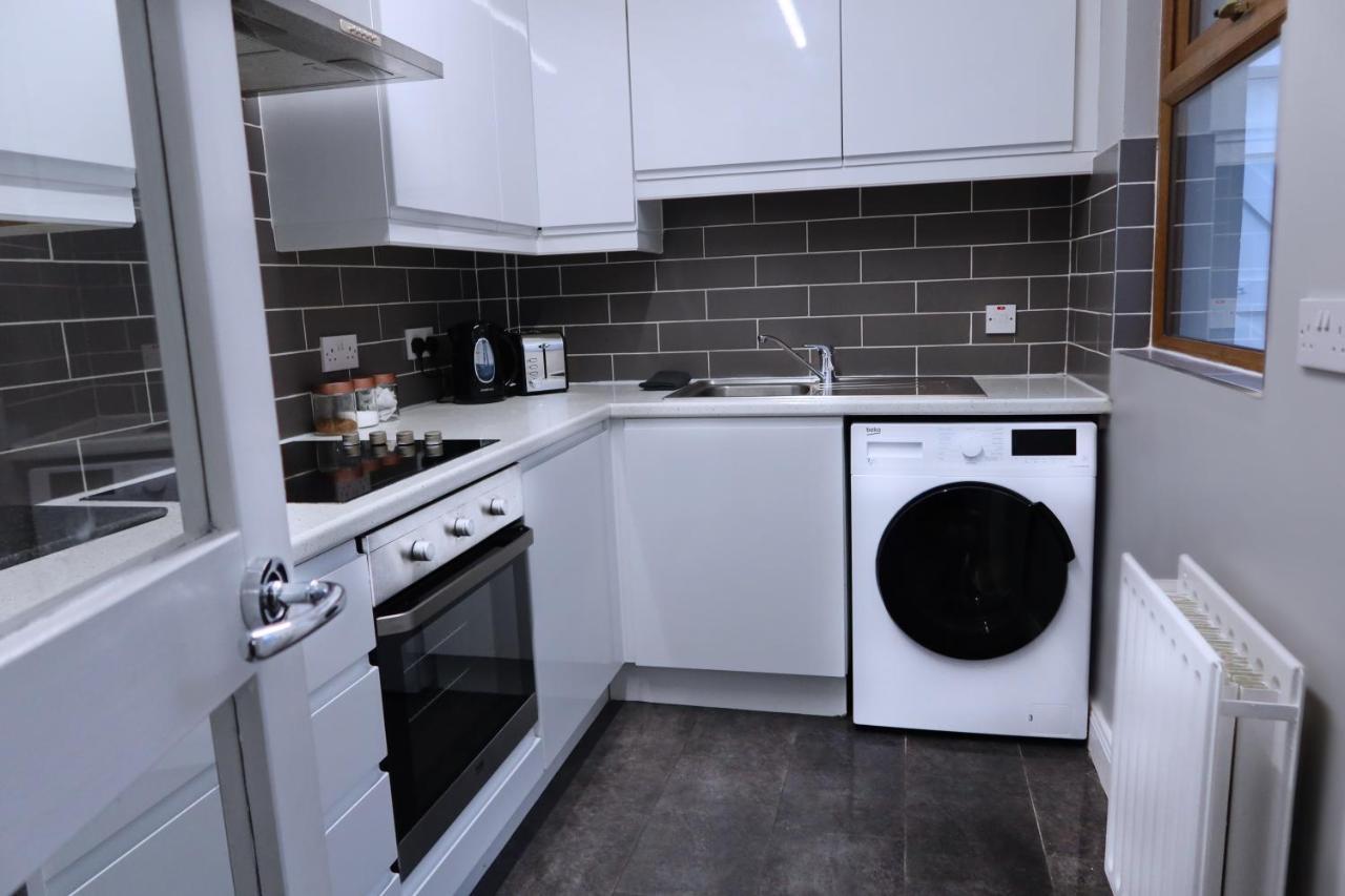 Broadway Belfast! Central Location! Sleeps 6! Dış mekan fotoğraf