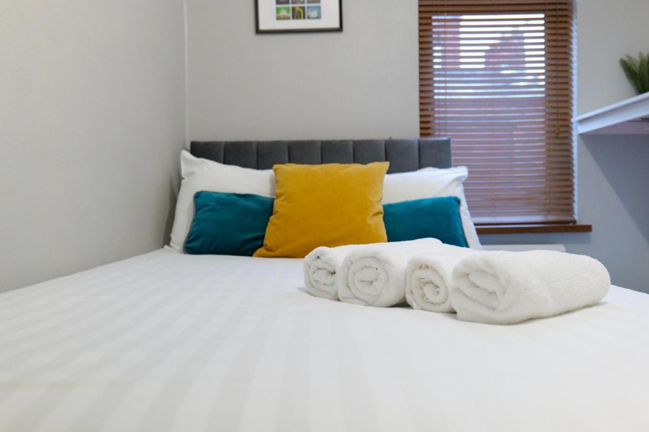 Broadway Belfast! Central Location! Sleeps 6! Dış mekan fotoğraf