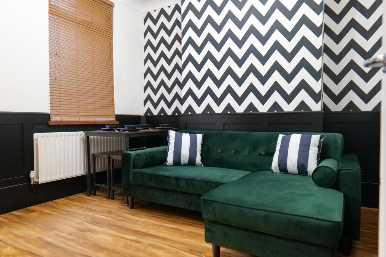 Broadway Belfast! Central Location! Sleeps 6! Dış mekan fotoğraf