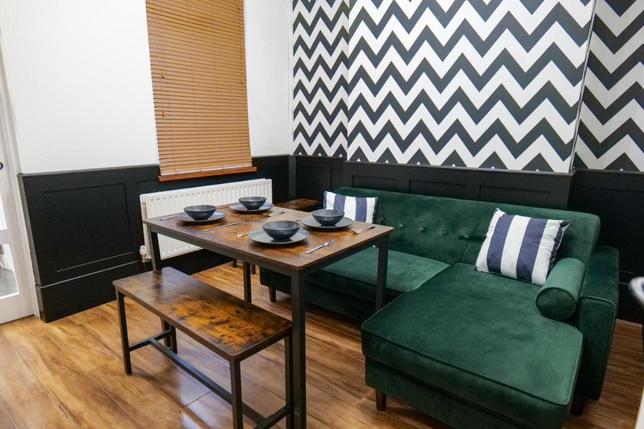 Broadway Belfast! Central Location! Sleeps 6! Dış mekan fotoğraf