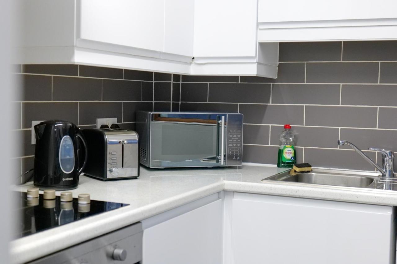 Broadway Belfast! Central Location! Sleeps 6! Dış mekan fotoğraf